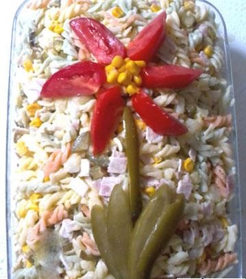 مدل تزیین سالاد ماکارونی