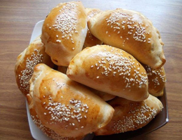 پیراشکی مارچوبه