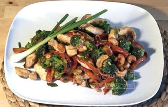 خوراک مرغ و پیازچه
