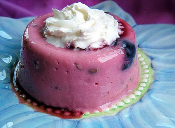 دسر ژله پنیر خامه ای