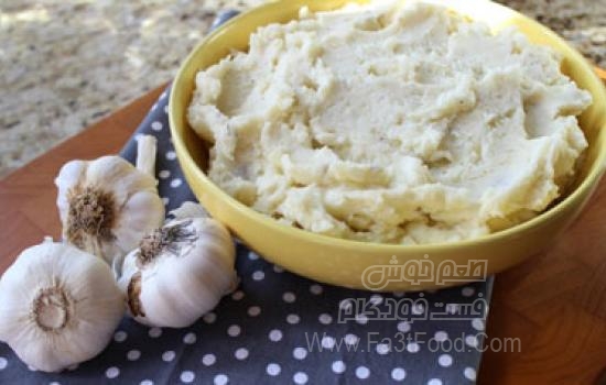 پوره سیب زمینی و سیر